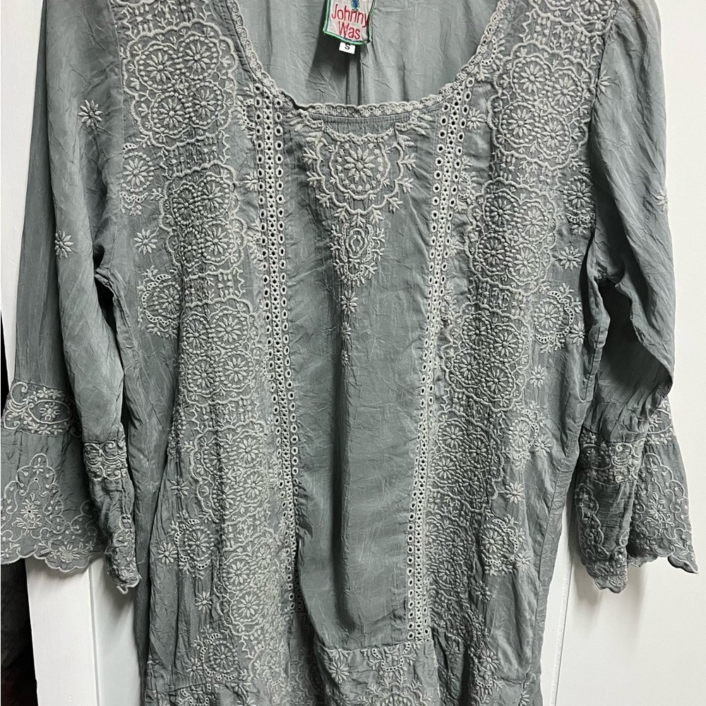 Johnny Was Gray Embroidered Blouse